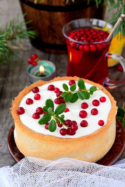 White chocolate cheesecake tart with cranberries — Stock Photo, Image