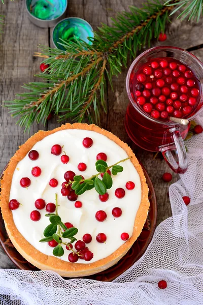 Beyaz çikolatalı cheesecake cranberries ile tart — Stok fotoğraf