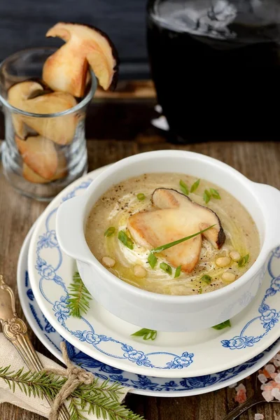 Autumn mushroom soup — Stock Photo, Image