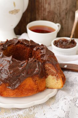 Mermer Kek beyaz ve koyu çikolata