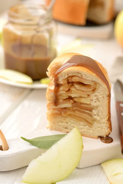 Jablečný koláč se skořicí — Stock fotografie