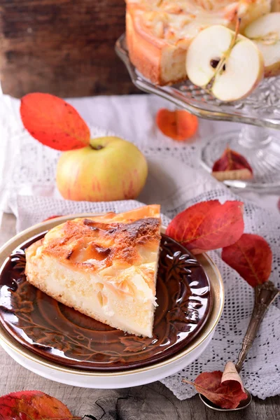 Homemade Organic Apple Pie Dessert Ready to Eat — Stock Photo, Image