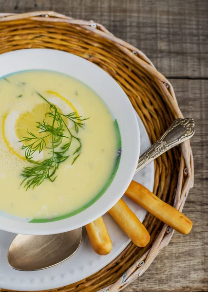 Avgolemono - sopa de pollo griega —  Fotos de Stock