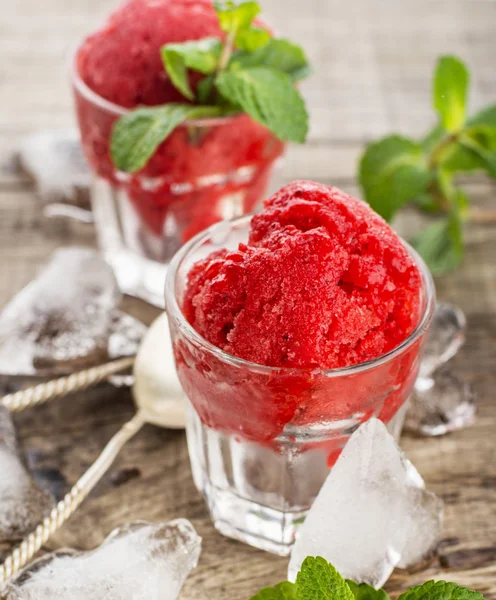 Jahodový sorbet — Stock fotografie