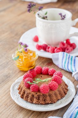 küçük çikolatalı kek