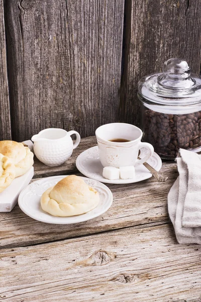 Bodegón matutino en la cocina durante el desayuno —  Fotos de Stock