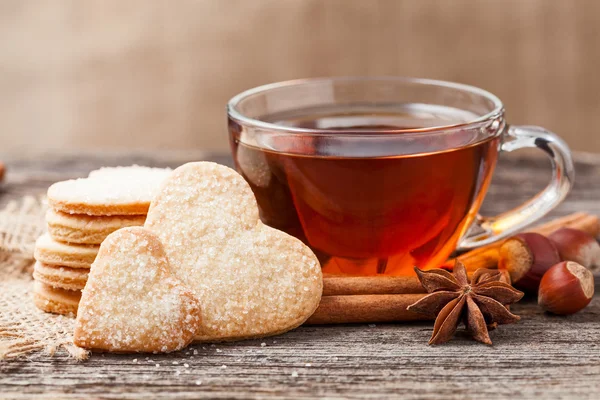 Biscuits en forme de coeur cadeau pour les vacances de la Saint-Valentin — Photo