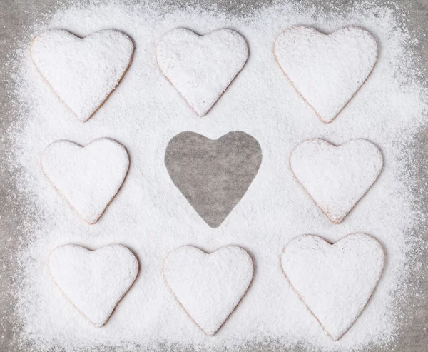 Cookies em forma de coração para o Dia dos Namorados — Fotografia de Stock