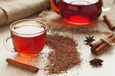 Sağlıklı Afrika rooibos çay cam Kupası baharat vintage tablo ile