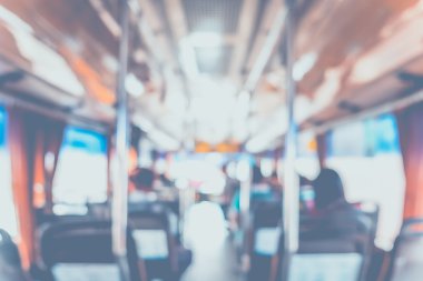   kamu ulaşım otobüs insanlarda 