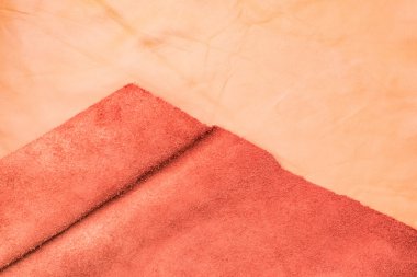 Kat kahverengi deri doku kadar kapatın 