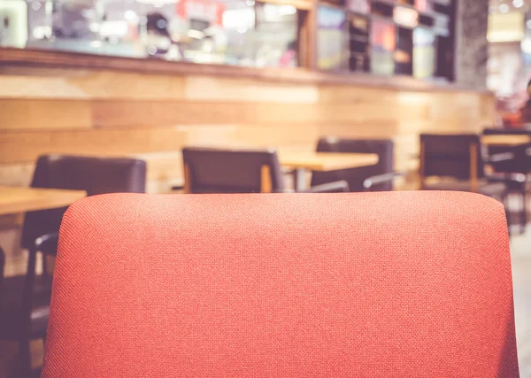 Cerca de sofá rojo en el restaurante — Foto de Stock