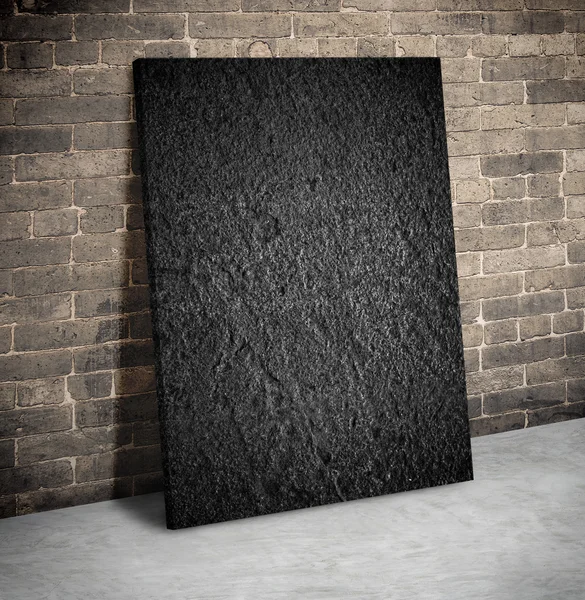空白黑粗糙石头块 — 图库照片