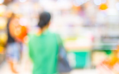 Süpermarkette bulanık arkaplan.