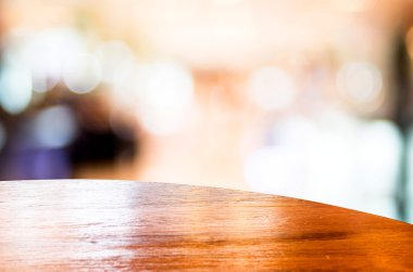 Boş Yuvarlak Masa üstü