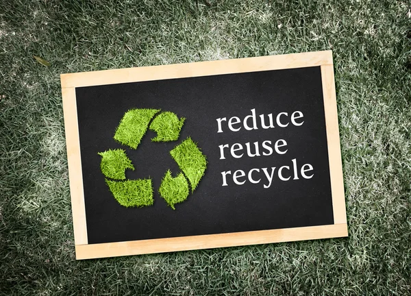 Vista superior del símbolo de reciclaje — Foto de Stock
