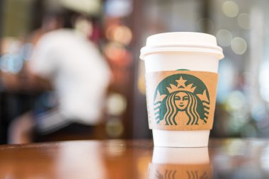 Starbucks sıcak içecek kahve