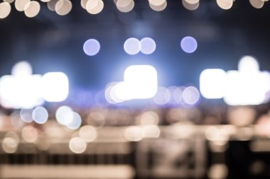 Seyirci ile konser bokeh aydınlatma