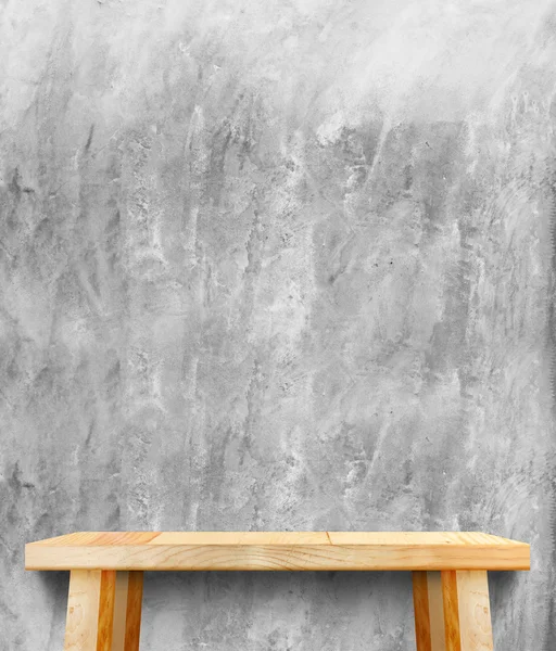 Drewniany blat stołu w pęknięcia ścian betonowych — Zdjęcie stockowe