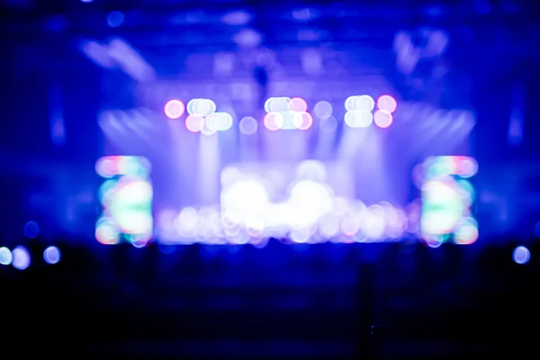 Iluminación Bokeh en concierto con el público — Foto de Stock