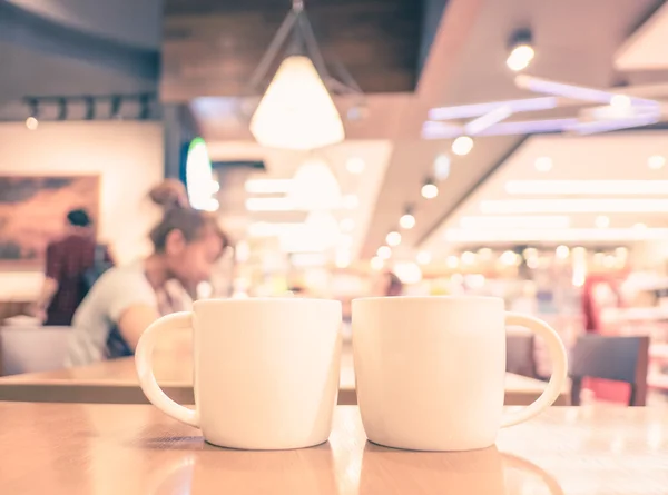 Par de copos de café branco — Fotografia de Stock