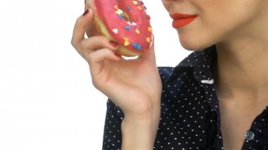 Bir topuz ile retro kız kapatın