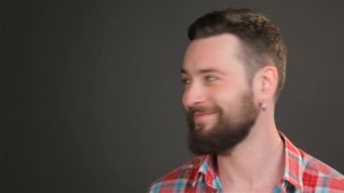 Başparmak modern çocuk çıkar ortaya