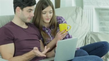 mutlu arkadaş birlikte eğlenin