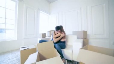 Yeni bir ev ve onarım daire hareketli