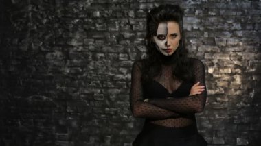 Woman looks at the clock and angry