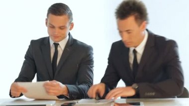 İş adamları tartışma tamamlandı