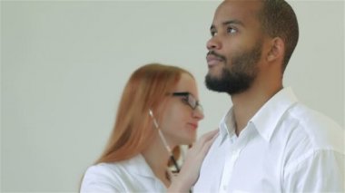 Hasta iyi bir doktordan tavsiye alır.