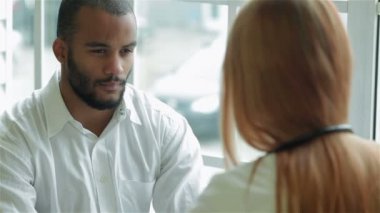 Doktorunuza ameliyat önermeye cesaret edemeyen bir hasta.