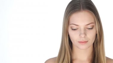 Güzel bir kadın modelin portresi.