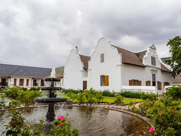 Kaap Nederlandse architectuur in Stellenbosch — Stockfoto