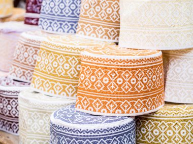 taqiyah denilen Müslüman şapkalar