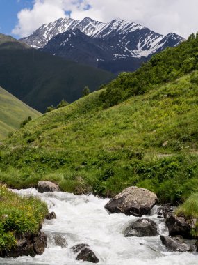Kafkas Dağları kar Vadisi
