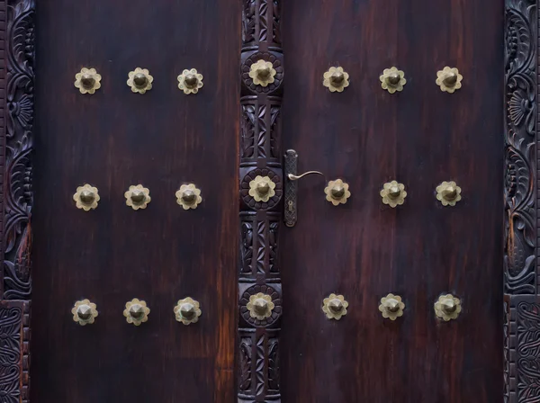 Old wooden carved door — Stock Photo, Image