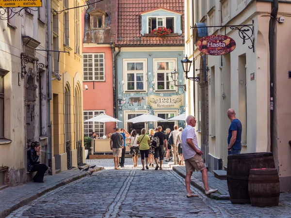 Arkitekturen i den gamla staden i riga — Stockfoto