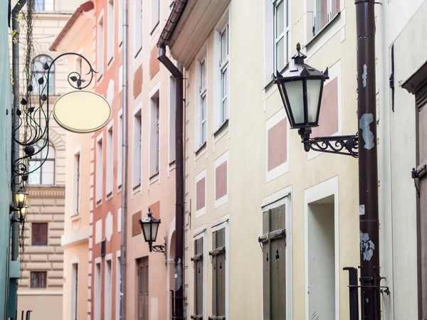 Gatorna i gamla stan i riga, Lettland. — Stockfoto