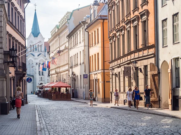 riga, Letonya eski şehrin sokaklarında.