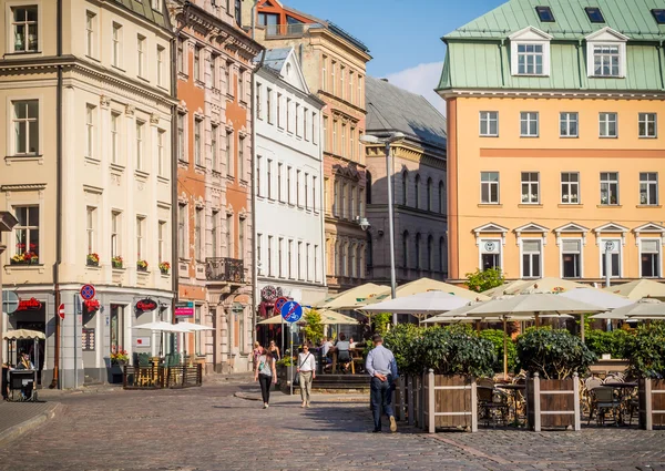 Dóm téren riga óvárosában található, Lettország. — Stock Fotó