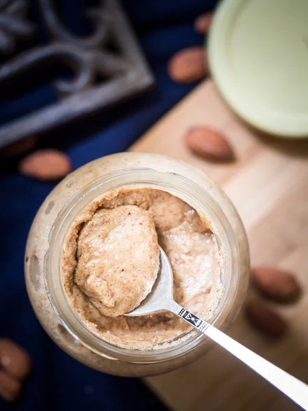 Mantequilla de almendras casera — Foto de Stock