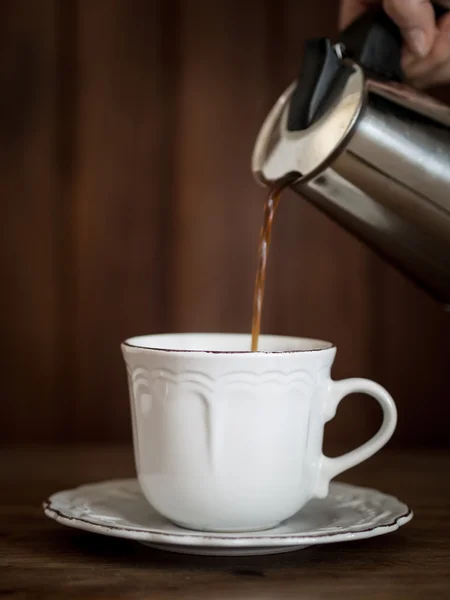 Pouring coffee in cup — Stock Photo, Image