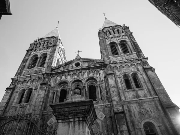 Torres da Catedral Católica Romana de São José — Fotografia de Stock