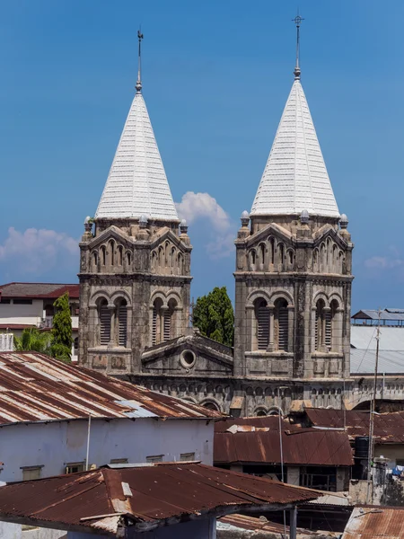 Roma St Joseph's Katolik Katedrali kuleleri