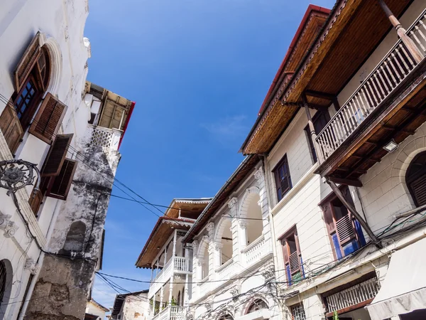 Ruas estreitas na parte antiga de Stone Town — Fotografia de Stock