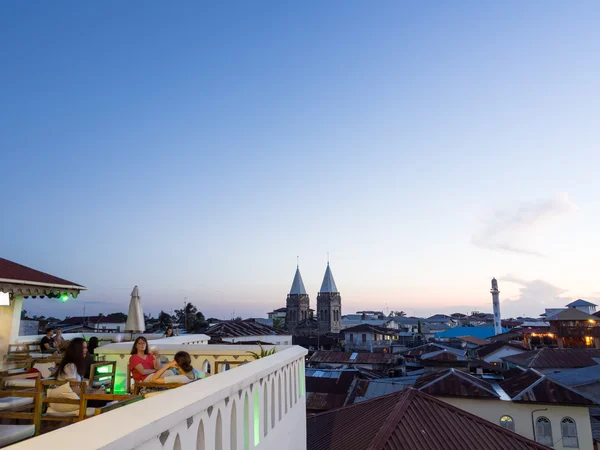 Architektúra és tipikus tetők, Stone Town-ban — Stock Fotó