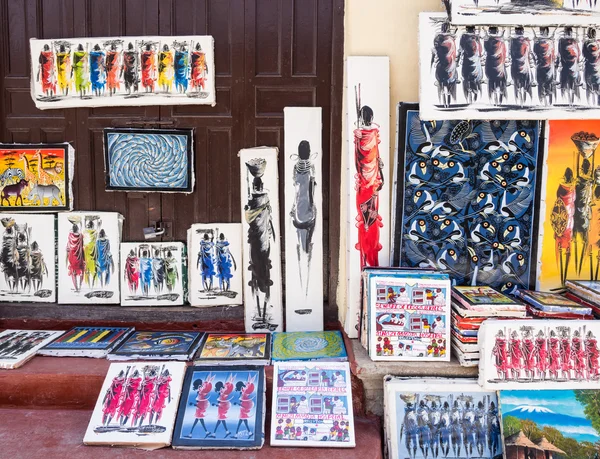 Local store selling tingatinga paintings — Stock Photo, Image