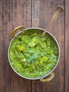 Palak paneer ve paneer tikka masala